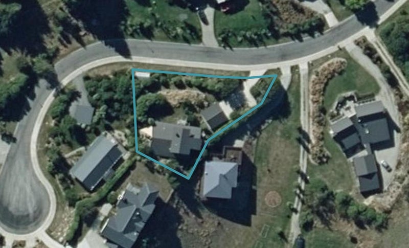 17 Drake Place, Wanaka - Carousel 1