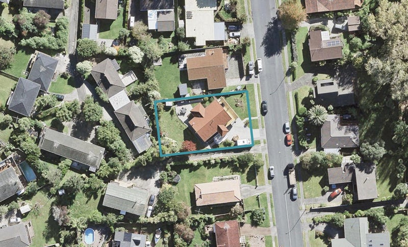 109 Stapleford Crescent, Browns Bay, Auckland - Carousel 1
