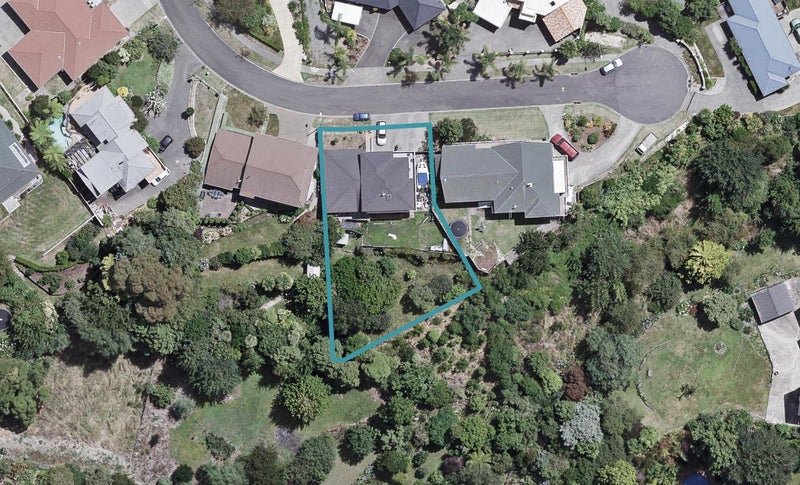 8 Poaka Place, Taradale, Napier - Carousel 1