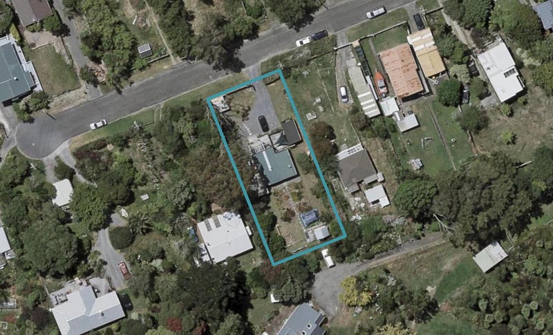 19 Toroa Road, Otaihanga, Paraparaumu - Carousel 1