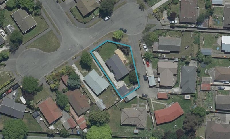 25 Saunders Place, Redwood, Christchurch - Carousel 1