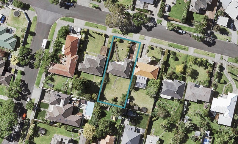31 Carnarvon Avenue, Glendowie, Auckland - Carousel 1