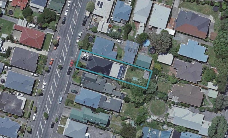 9 Derwent Street, Island Bay, Wellington - Carousel 1