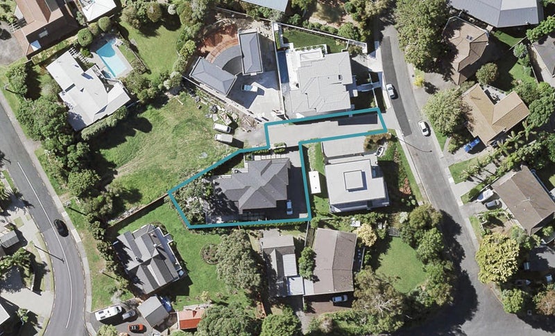 6A Burford Place, Mellons Bay, Auckland - Carousel 1
