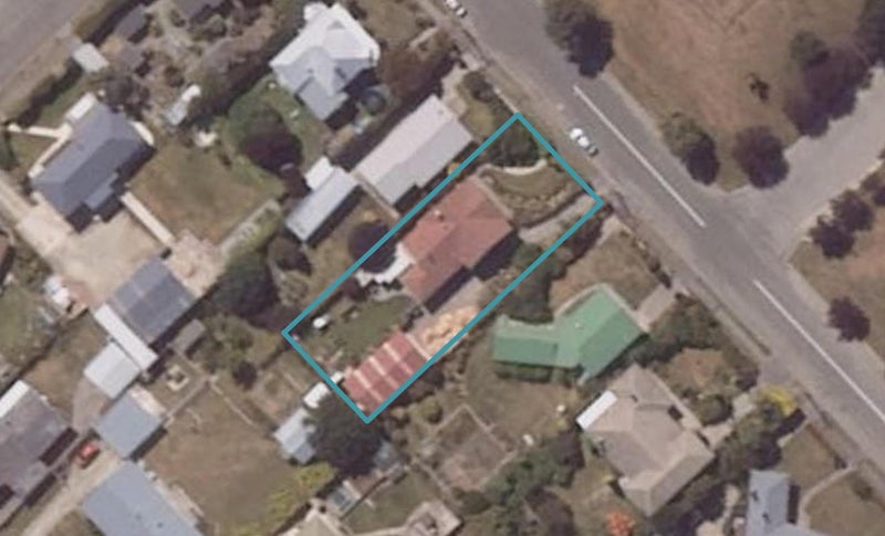 126 Perth Street, Holmes Hill, Oamaru - Carousel 1
