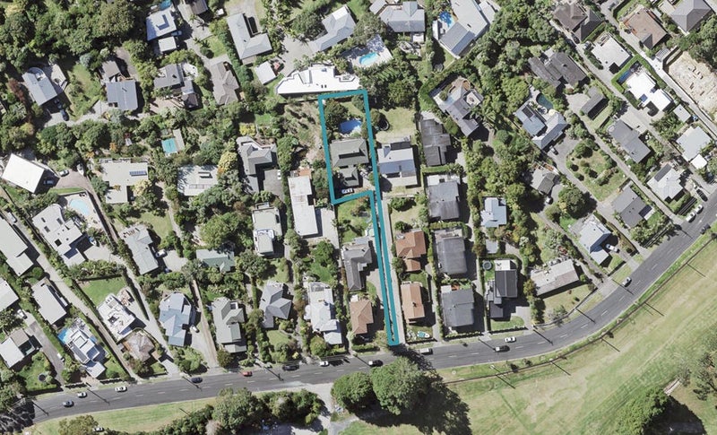 139 Kowhai Road, Mairangi Bay, Auckland - Carousel 1