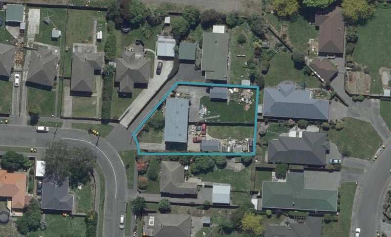 43 Momorangi Crescent, Redwood, Christchurch - Carousel 1