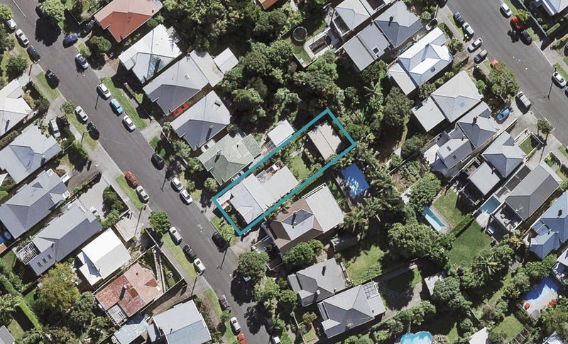 17 Beaconsfield Street, Grey Lynn, Auckland - Carousel 1
