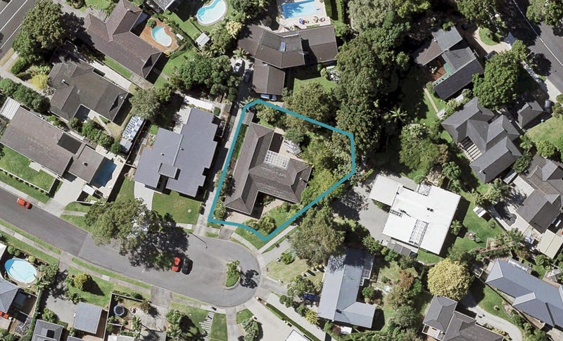 8 Holly Way, Sunnyhills, Auckland - Carousel 1