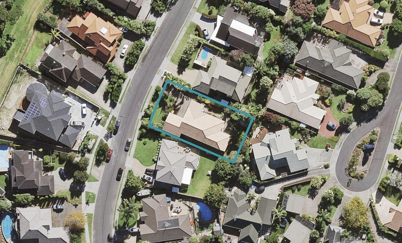 13 Landing Drive, Albany, Auckland - Carousel 1