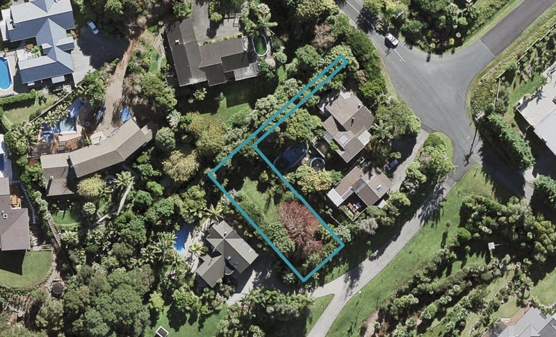 39B Isobel Road, Greenhithe, Auckland - Carousel 1