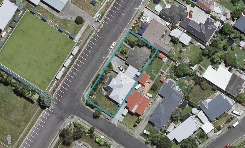 1/7 McKenzie Avenue, MAREWA, NAPIER - Carousel 1