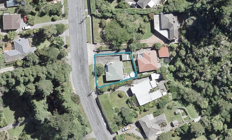 485 Stokes Valley Road, Stokes Valley, Lower Hutt - Carousel 1