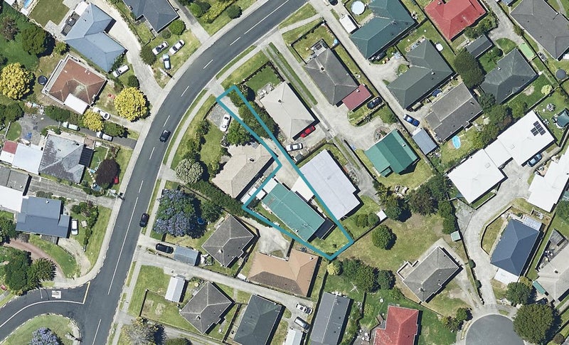 15 Cook Street, Gate Pa, Tauranga - Carousel 1