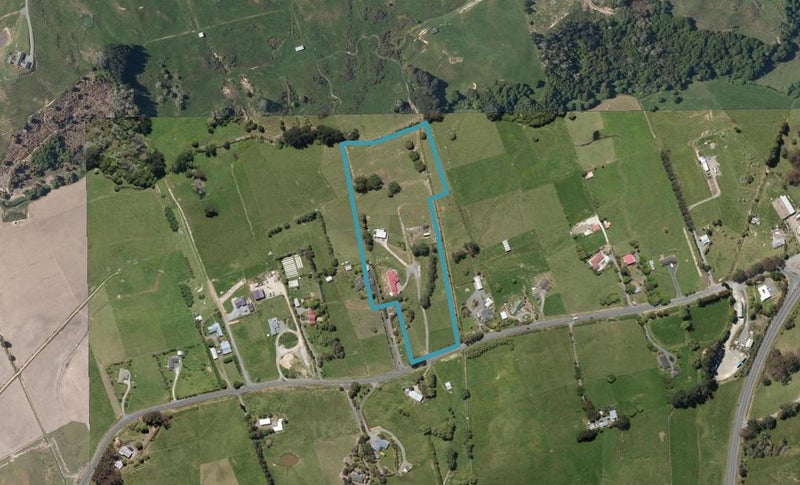 60 Maungakaramea Road, Whangarei - Carousel 1