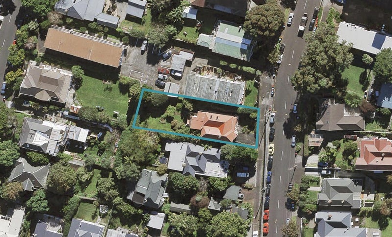 37 Esplanade Road, Mount Eden, Auckland - Carousel 1
