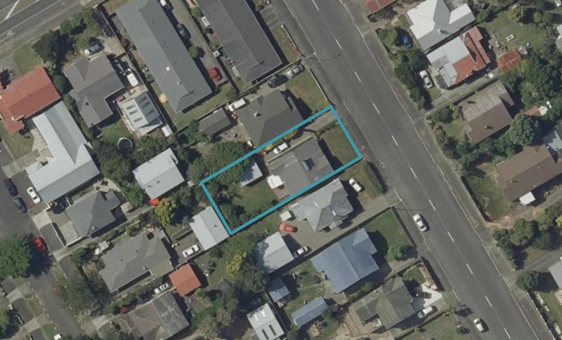 10 Lyndhurst Street, Takaro, Palmerston North - Carousel 1