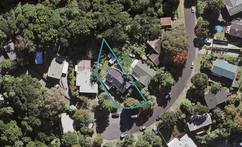 6 Ridgewood Crescent, Birkenhead, Auckland - Carousel 1