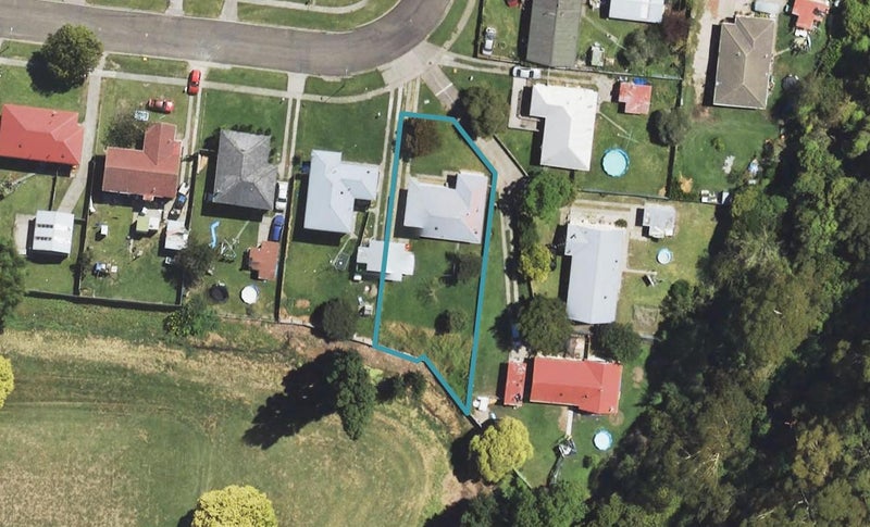 29 Lawrence Street, Outer Kaiti, Gisborne - Carousel 1