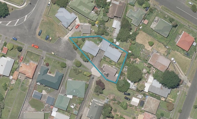 97B Hakeke Street, Whanganui East, Whanganui - Carousel 1