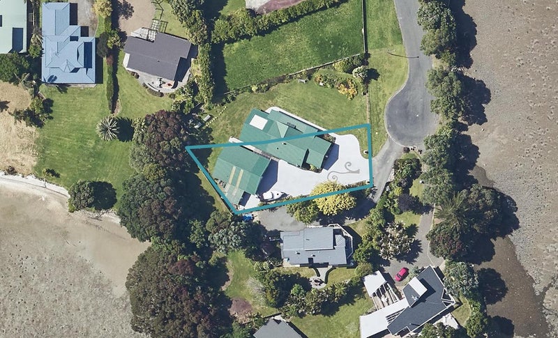 3 Waione Avenue, Athenree, Katikati - Carousel 1