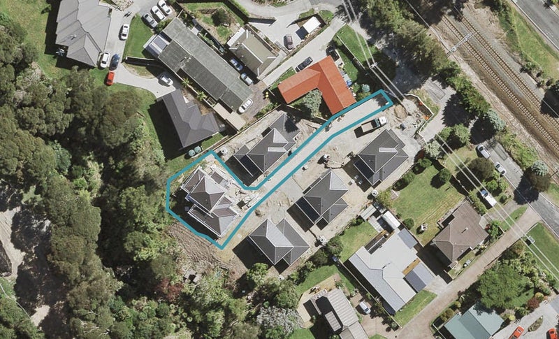 32D Sherrybrooke Place, Sunnyvale, Auckland - Carousel 1