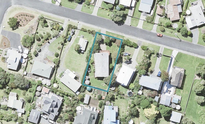22 Harbour View Road, Leigh, Leigh - Carousel 1