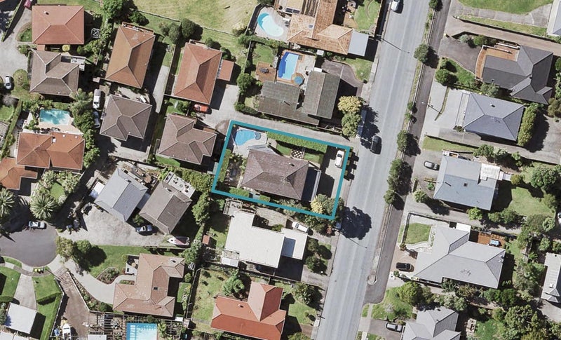 43 Pigeon Mountain Road, Half Moon Bay, Auckland - Carousel 1