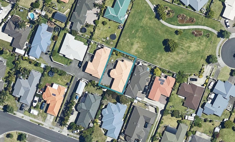 60B Corinth Grove, Papamoa Beach, Papamoa - Carousel 1