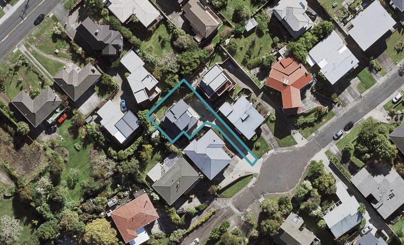 25A Martin Crescent, Northcote, Auckland - Carousel 1
