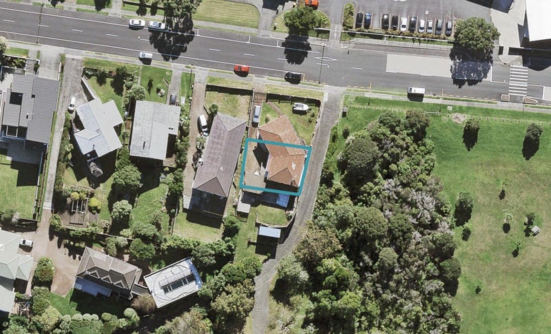 1/1 Godwit Place, Lynfield, Auckland - Carousel 1