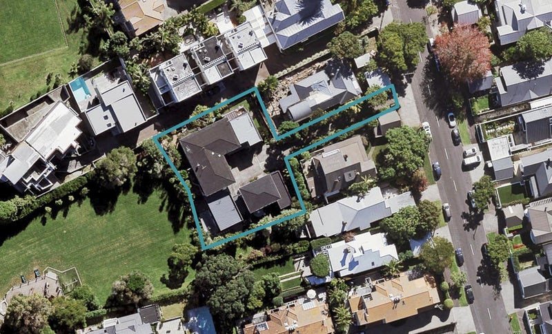 2/20 Wallace Street, Herne Bay, Auckland - Carousel 1