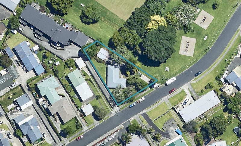 32 Seymour Place, Bellevue, Tauranga - Carousel 1