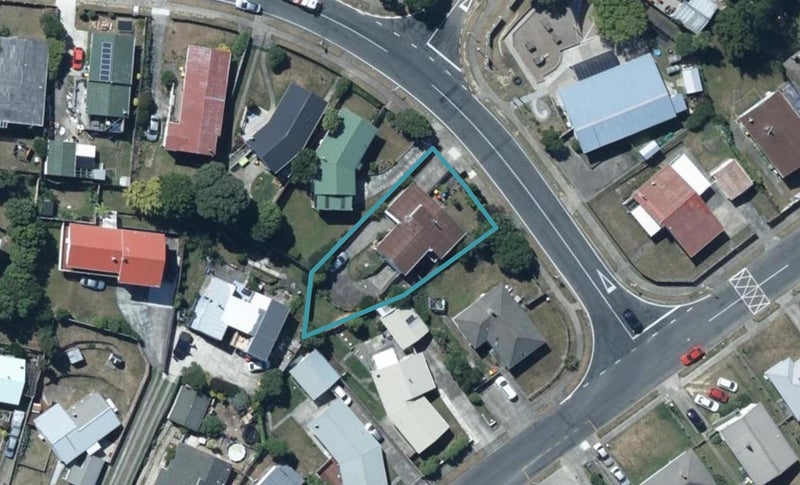 188 Conclusion Street, Ascot Park, Porirua - Carousel 1