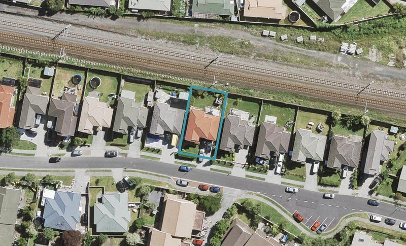 20C Charlenne Close, Ranui, Auckland - Carousel 1