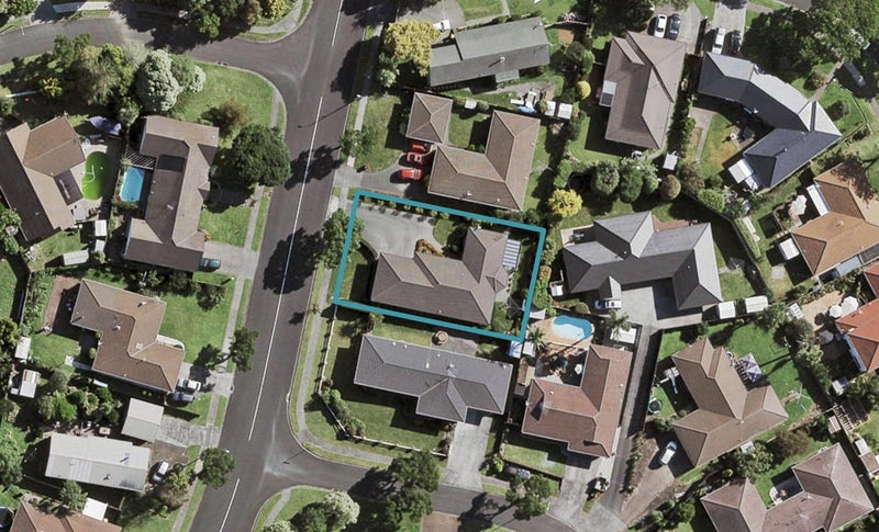 177 Walter Strevens Drive, Conifer Grove, Takanini - Carousel 1