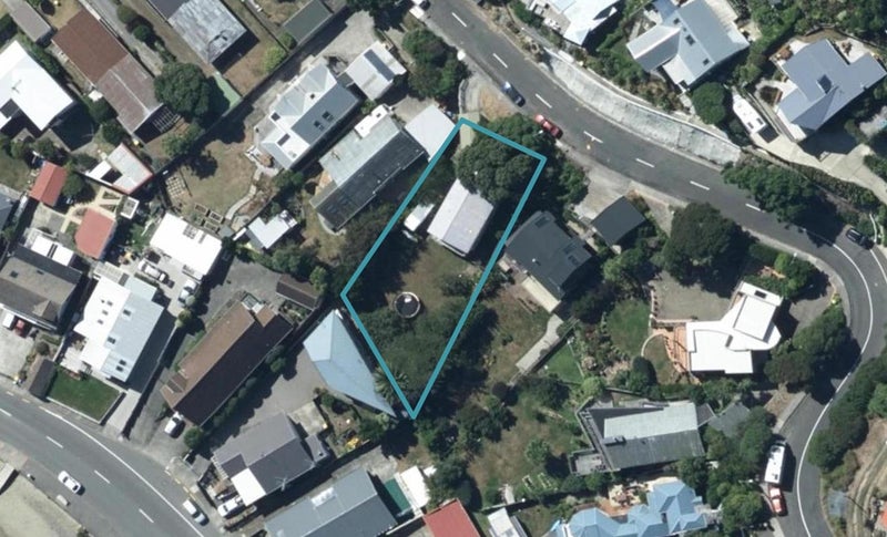 137 Motuhara Road, Plimmerton, Porirua - Carousel 1