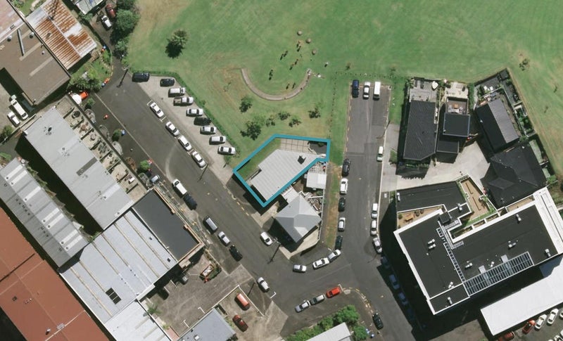 1 Couldry Street, Eden Terrace, Auckland - Carousel 1