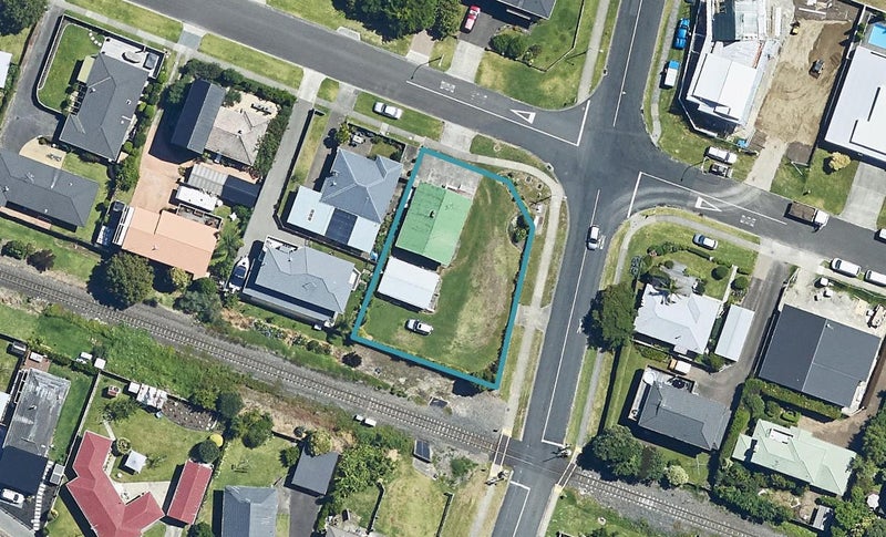 9 Bureta Road, Otumoetai, Tauranga - Carousel 1