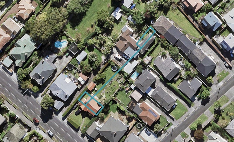 18/200 Carrington Road, Mount Albert, Auckland - Carousel 1