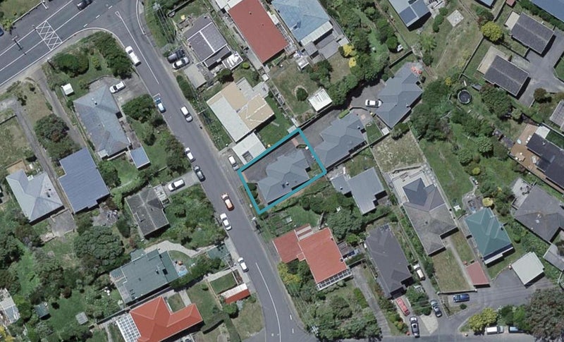 1 Pollen Street, Johnsonville, Wellington - Carousel 1