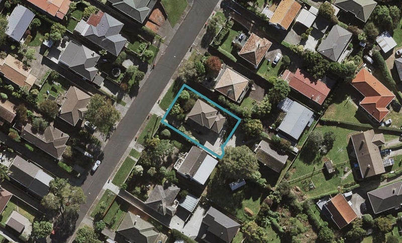 141 Paihia Road, One Tree Hill, Auckland - Carousel 1