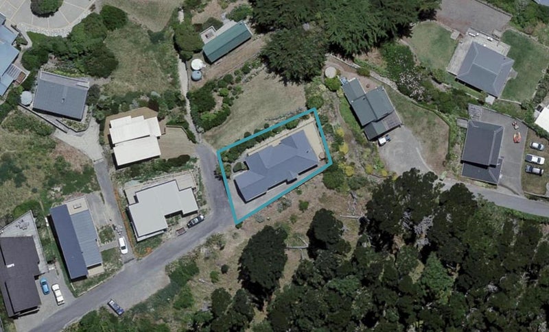 64 Balfour Crescent, Castlepoint - Carousel 1