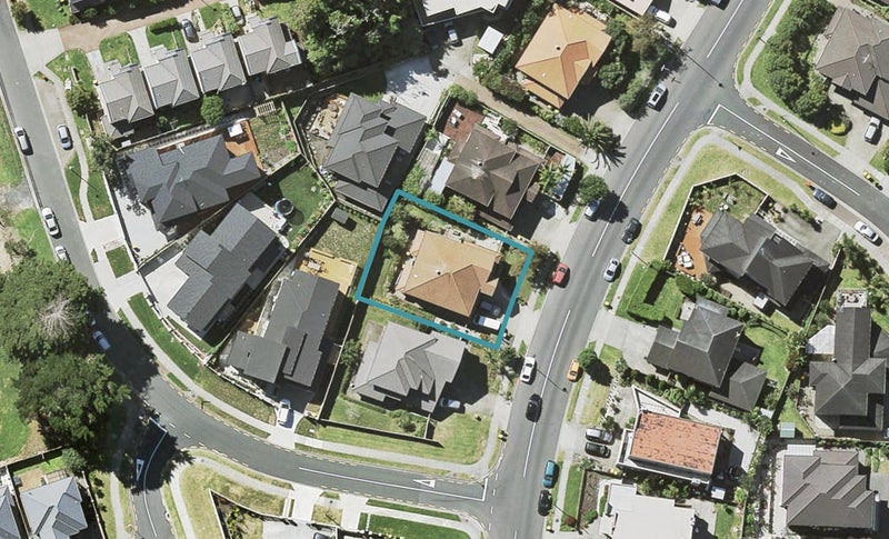 75 Medallion Drive, Oteha, Auckland - Carousel 1