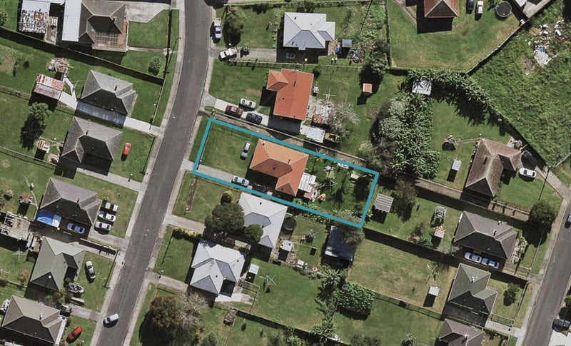25 Firth Crescent, Otara, Auckland - Carousel 1