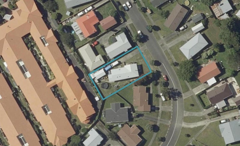 30 Chatsworth Place, Highbury, Palmerston North - Carousel 1