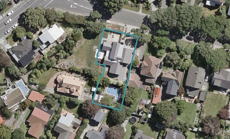 8 Hinau Street, Woburn, Lower Hutt - Carousel 1