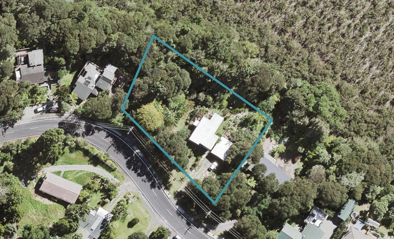 130 Laingholm Drive, Laingholm, Auckland - Carousel 1