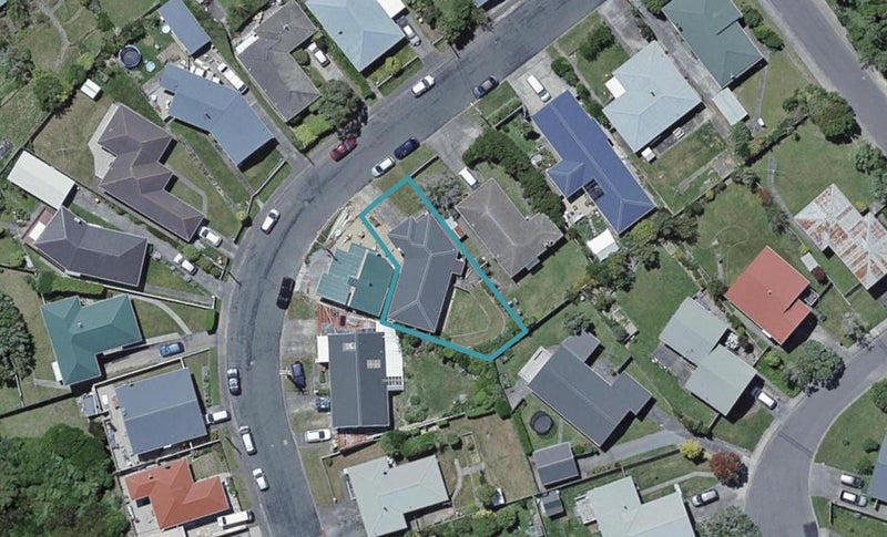 24 Baylands Drive, Newlands, Wellington - Carousel 1