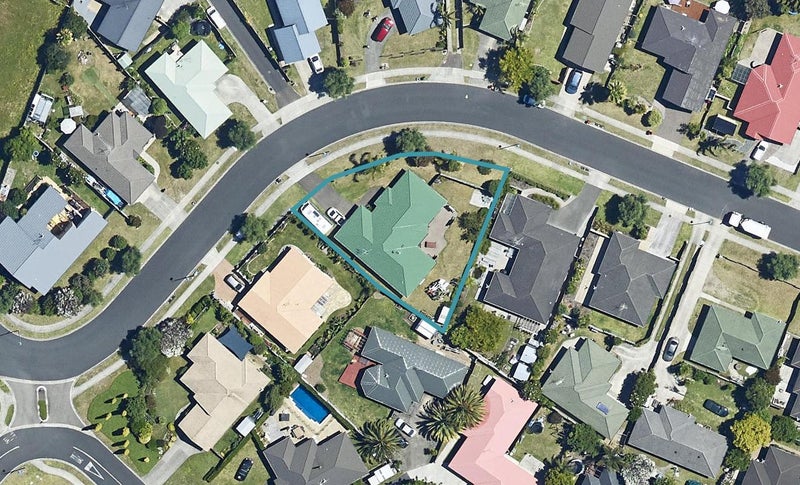 22 Katerini Grove, Papamoa Beach, Papamoa - Carousel 1